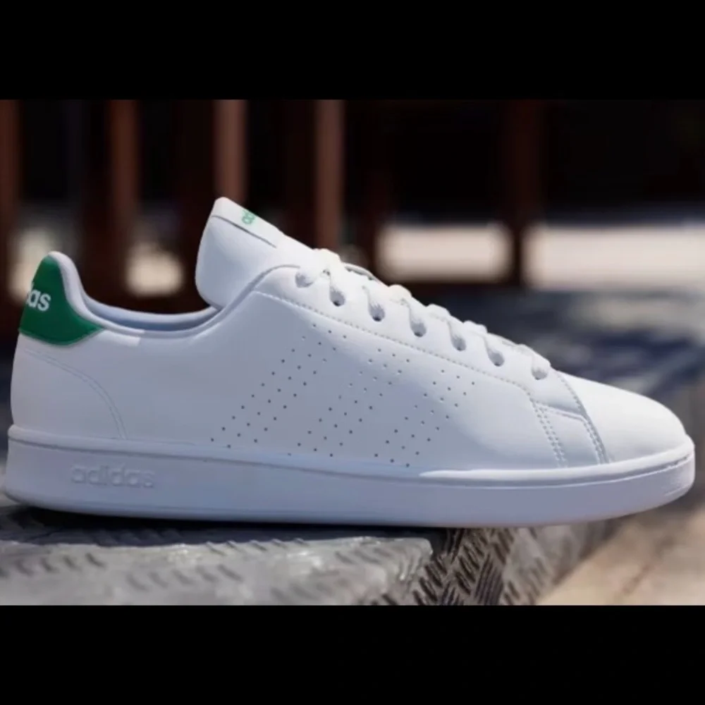 Adidas Size: 11 Color: Cloud White / Green